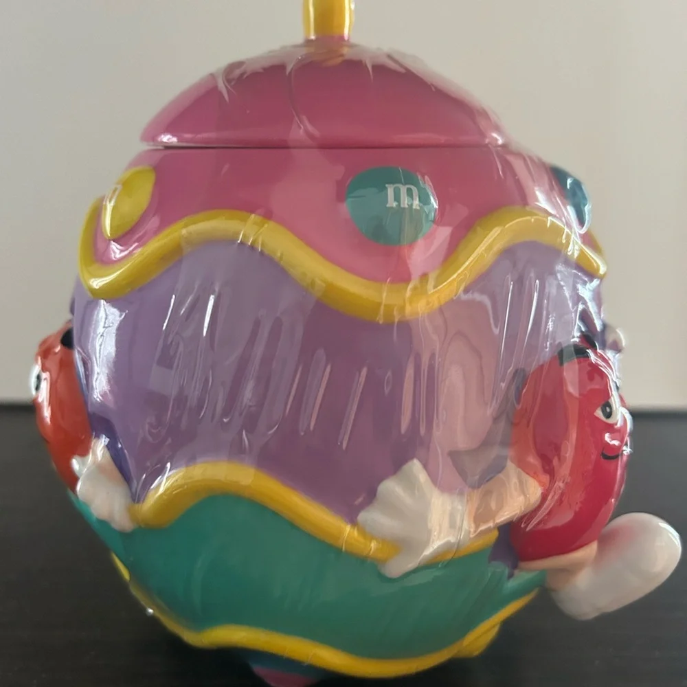 M&M'S Easter Egg candy/cookie Sealed Rare